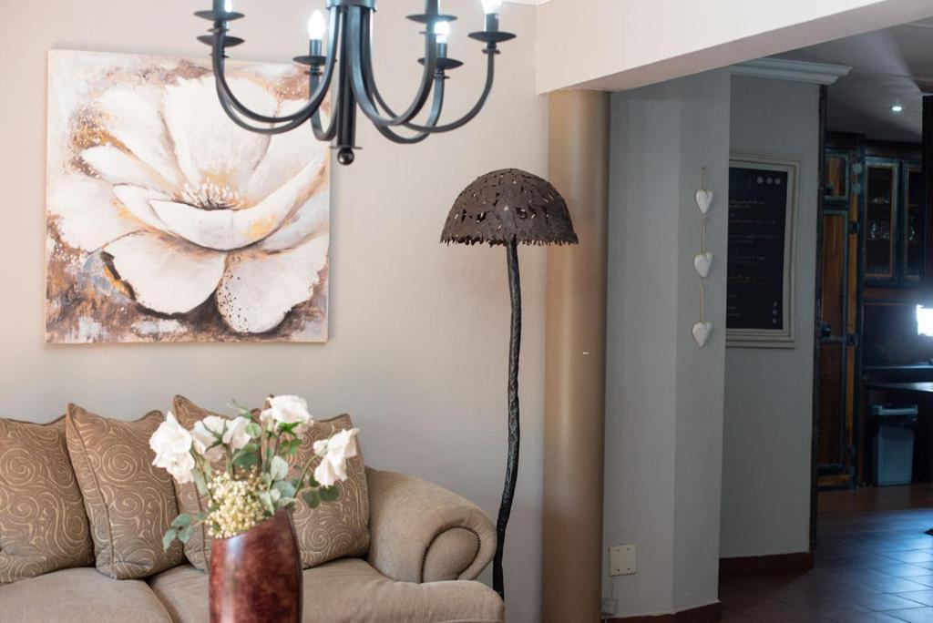 Micasa Sucasa Guesthouse Lephalale Extérieur photo