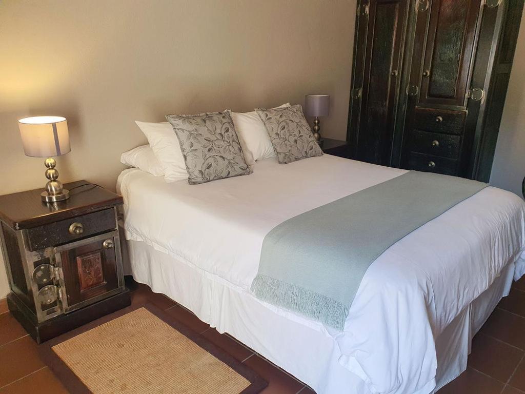 Micasa Sucasa Guesthouse Lephalale Extérieur photo