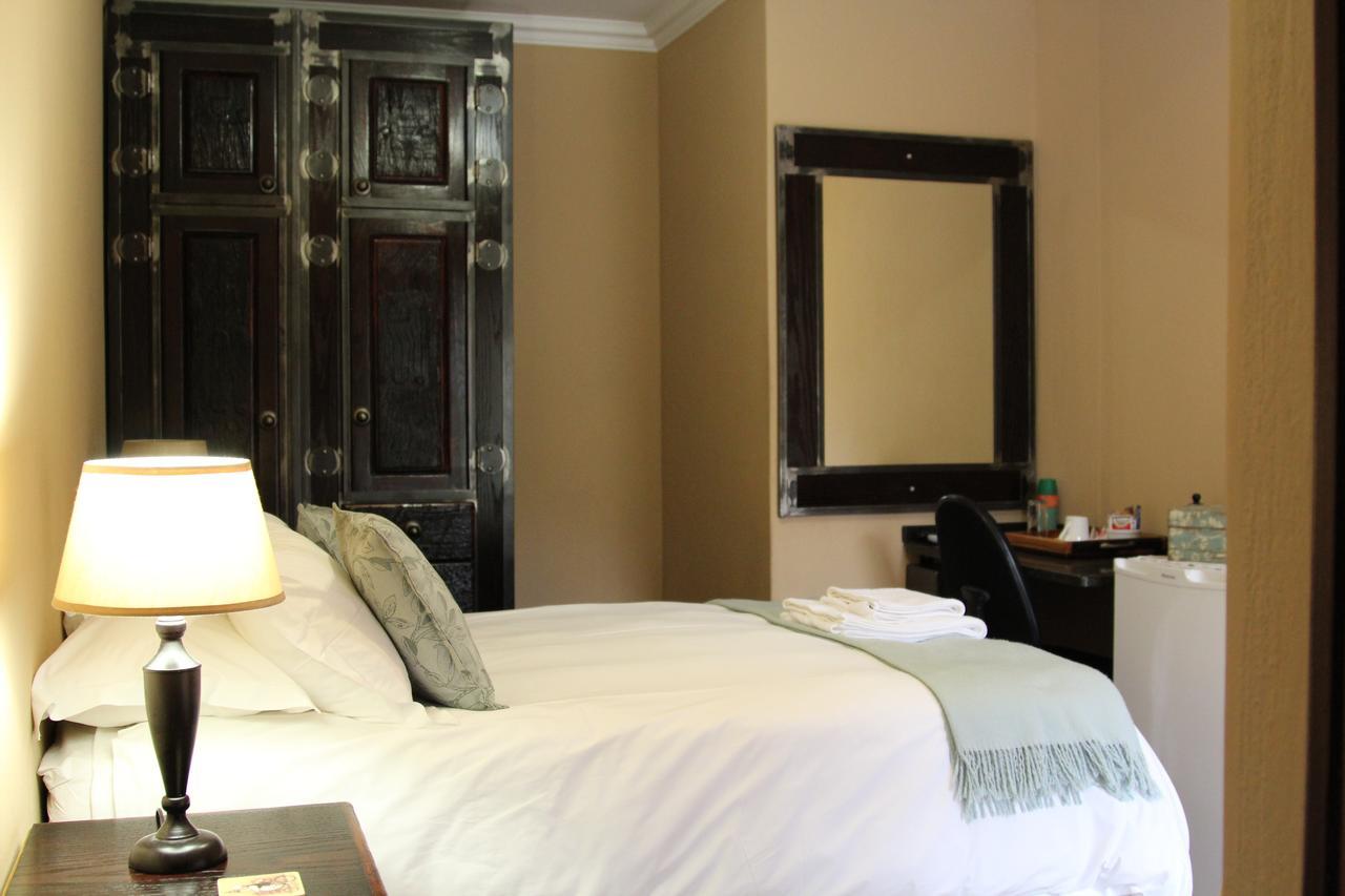 Micasa Sucasa Guesthouse Lephalale Extérieur photo
