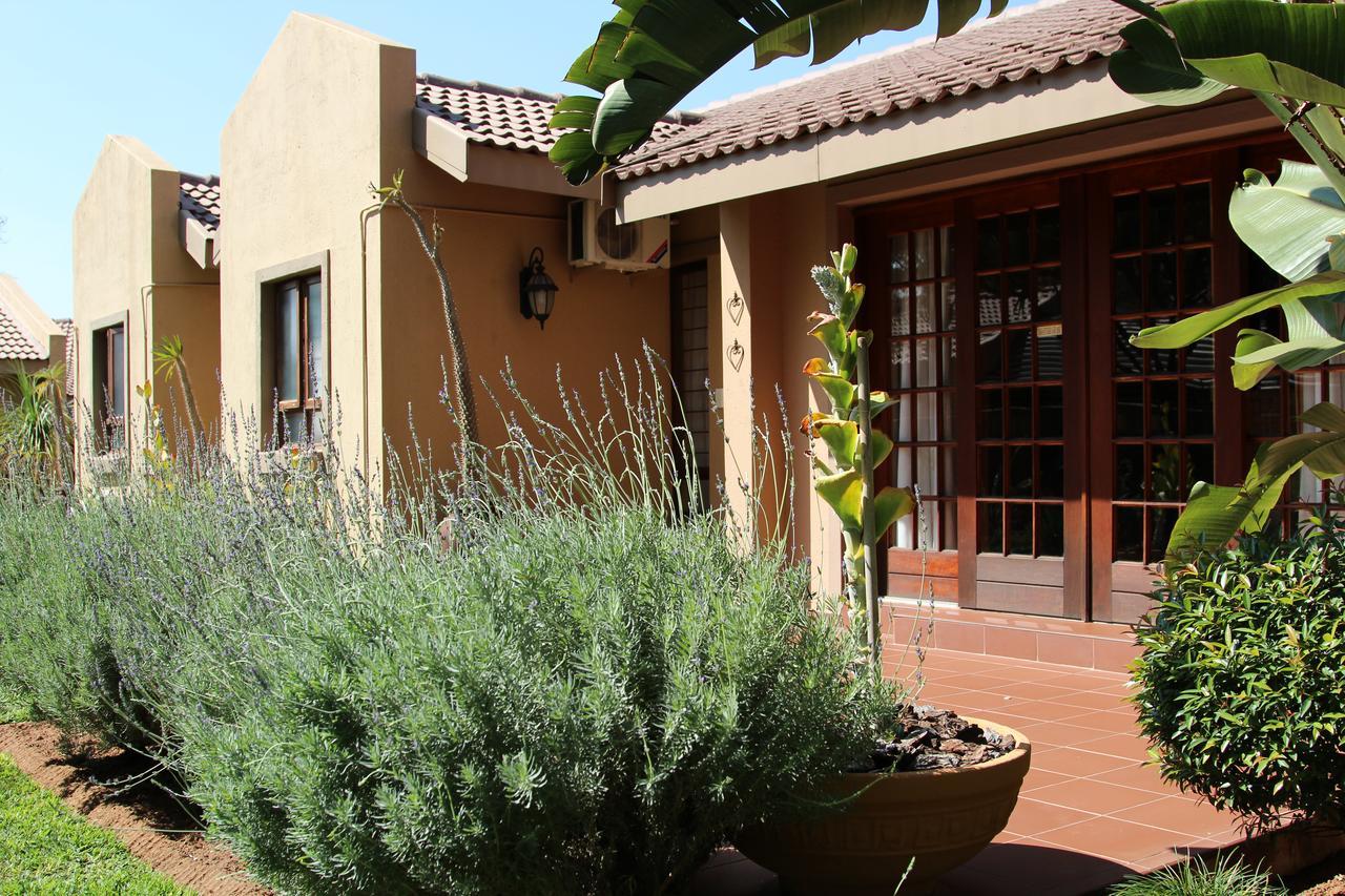 Micasa Sucasa Guesthouse Lephalale Extérieur photo